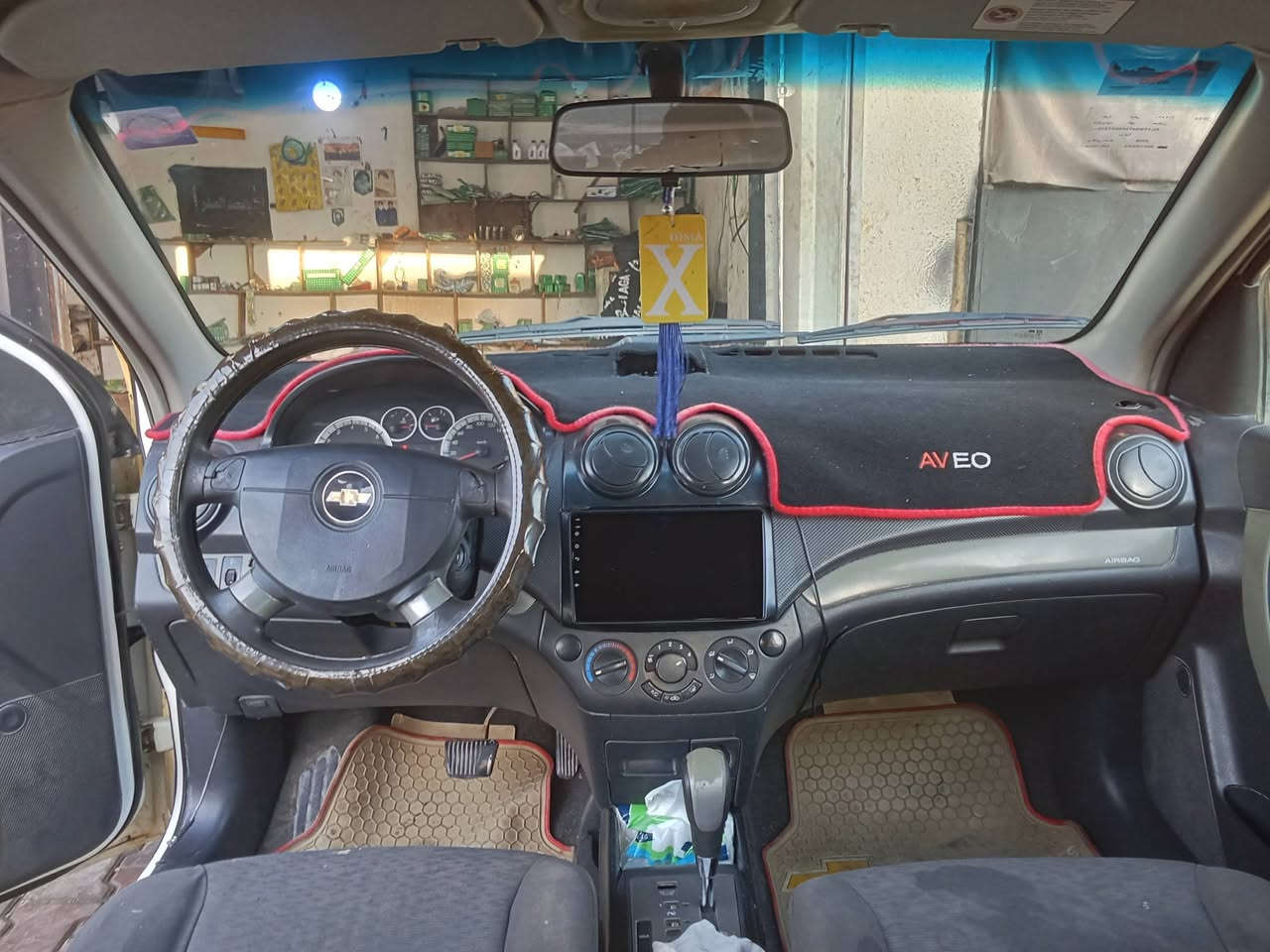 السلام عليكم افيو 2008 رقم انجليزي باسمي سنويه تنتهي 2030 سياره خير من الله تخم تايرد جديد مكاني بغداد الحسينيه قرب مستشفى التركي السعر 45 وبيها مجال ***********
