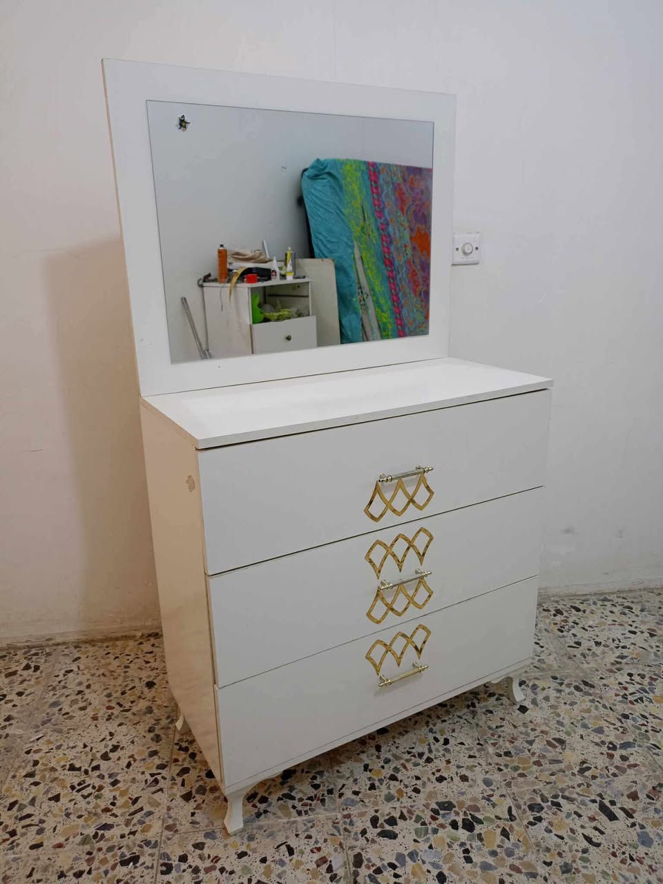 غرفة تركي 🇹🇷 مستخدام 5قطع  ✨✨
نضافه 90 💯

ابواب  💖

السعر 475 💖💸

مع شد🪛 ونقل 🚚  مجاني  داخل بغداد  محافظات بكروه


**إذا كنت صاحب هذا الإعلان وتريد حذفه لأي سبب، رجاءا أرسل رسالة إلى الدعم الفني**