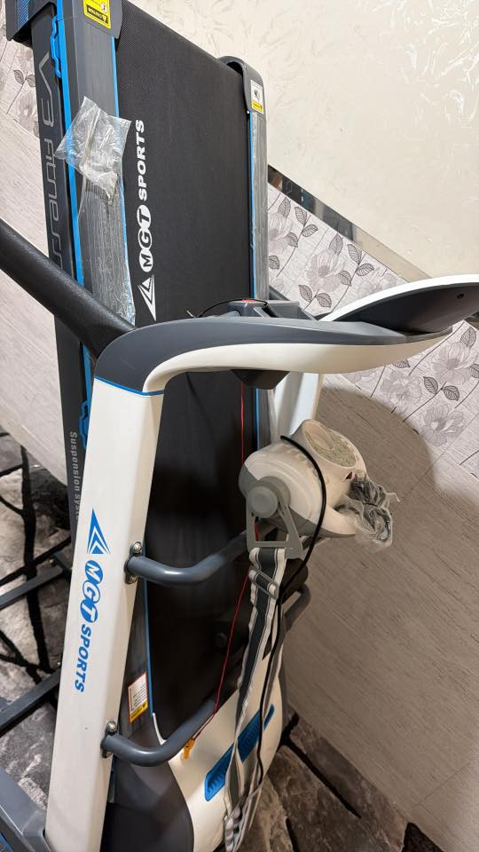 السلام عليكم
جهاز جري درجه أولى مستعمل نظيف جداً جدا

ماركه اصليه  السعر 590

للتواصل : ***********
