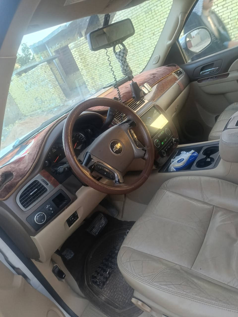 س
سلام عليكم تاهوموديل 10خليجي بيه صبغات بجيهت سايق ولبنيد ولباقي كفاله فول مواصفات راعيه بل بصره جاهز للتحويل مكان سياره ذي قار قضاء دوايه *********** 

سعر 190 وشراي بخدمته جاهزه سياره
