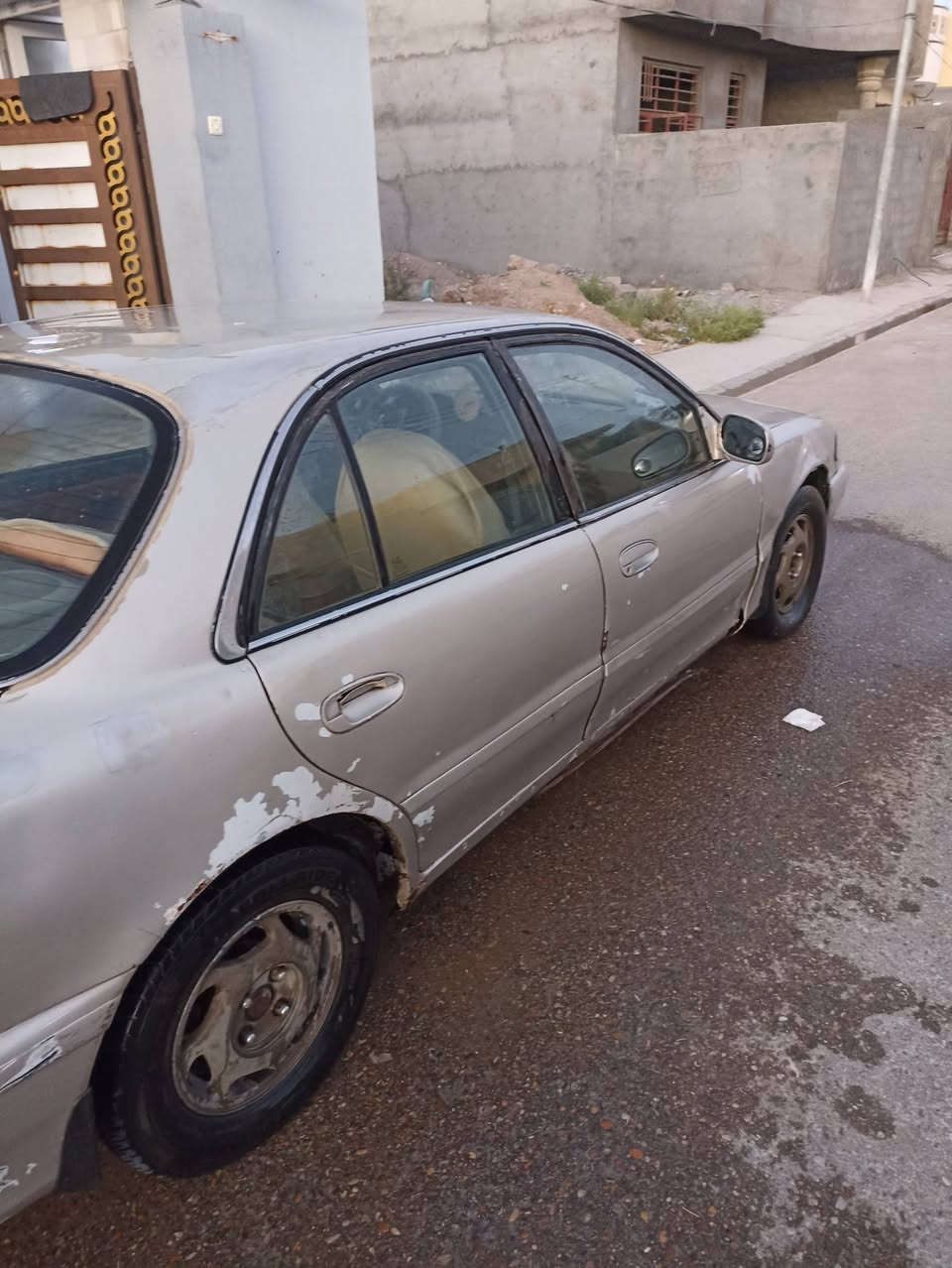 سوناتا موديل 95 سنوية ل28 محرك كير نظيفات صدر وتاير نص عمر  . المكان الوجيهية ب32 وبيه مجال ***********

