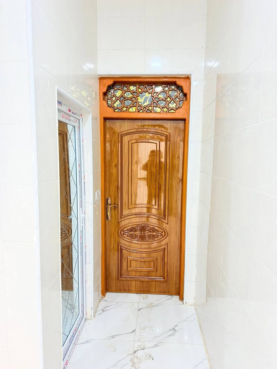 المساحه ١٠٠ م. طابو زراعي بالنجف
***********
تصال + واتساب 
النجف 

ملحق حي ميسان// قريب سكلة الكرعاوي // شارع الزوار 

بناء حديث وغير مسكون

#ملاحضه البيت بي مخزن 

# شغل درجه اولى// طابوق 🧱 وصب 

شارع ١٢ متر تبليط 

*********** اتصل او وتساب

السعر ٤٣
