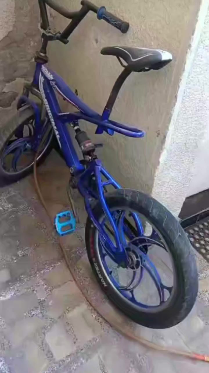 بايسكل نضيف ب ٤٥ و بي مجال قليل


**إذا كنت صاحب هذا الإعلان وتريد حذفه لأي سبب، رجاءا أرسل رسالة إلى الدعم الفني**