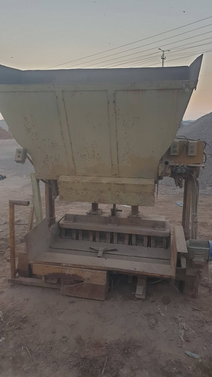 معمل بلوك جاهز للعمل وسعره مناسب مكان المكينه بديوانيه بيع مستعجل رايده 1500 / اتصل عل هاذه الرقم ***********
