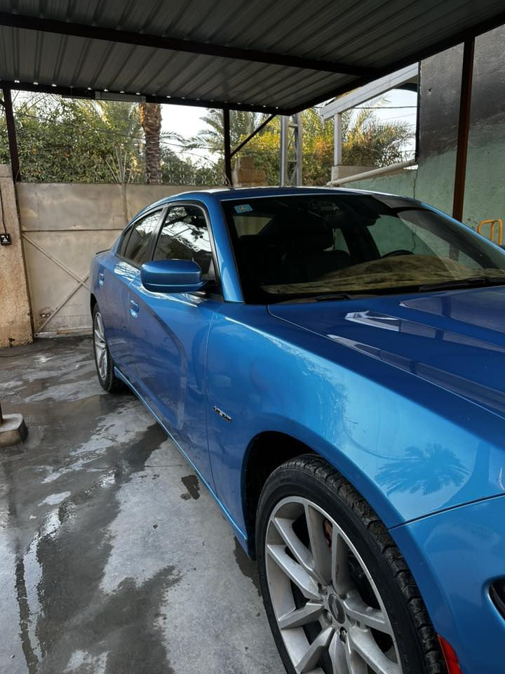 اللهم صلي على محمد وآل محمد
للعلم والله العظيم سيارة استعمال بيت ولا مرة مشتغلة تكسي ماشية 175 الف كيلو وليس ميل 
جارجر 2016 ارتي 8 سلندر رقم بغداد بأسمي تحويل ثاني يوم السيارة داخله من امريكا ضرر بسيط جدا وشخوط اخو الكلين موجودة صور امريكا والسونار 
اكفل بدون لغد ولا شاصي ولا ايرباك  بجم كبس بيها صبغ بالعراق صفحة  وصفحة ثانية جاملغ خلفي اثر جراد والشخوط الصبغ لغرض الجمالية فقط ابيع صبغ حزام 
تبريد ثلج محرك كير خير من الله سيارة جاهزة 100‎%‎ حتى كلوب جيك ولا مرة مشتغل 
اضافة للمواصفات الاخرى بصمه تشغيل عن بعد تحكمات وشفتات تدفئة كشنات كير طيارة تايرات قياس 20 سبير وعده بلاديات لايتات زنون بلادي كاميرا خلفيه 
السعر 158 ورقة مال بيع مكاني بابل للتواصل خاص او واتساب ***********
