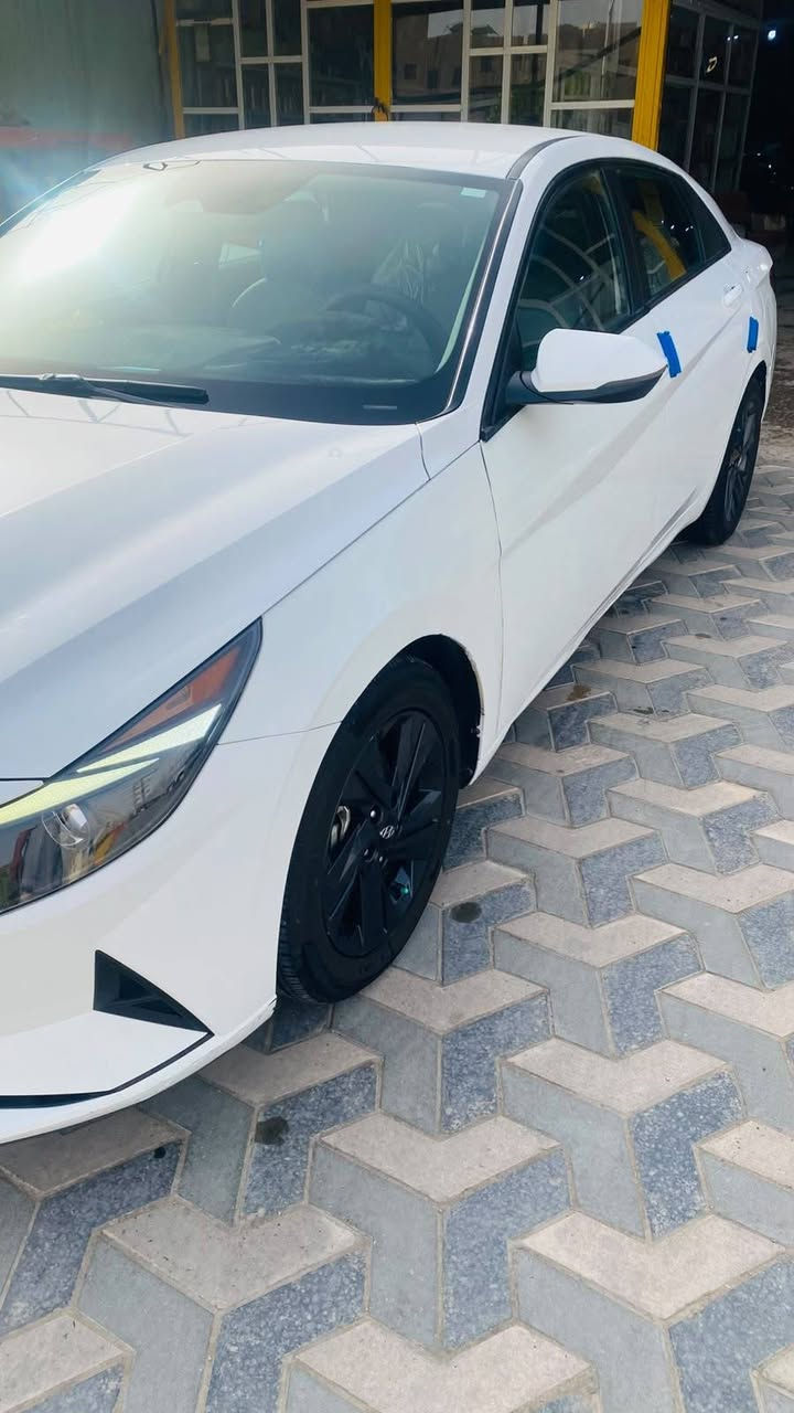 سلام عليكم عارض سيارة النترا موديل 2023 وارد امريكي سيارة حلوى مرتبه جاهزه على آخر حبايه كل نقص ما بيه بيه ضربه نص من باب سايق و نص من جاملق تعديل على بارد بدون تبديل سعر 145 و بيه مجال رقم ***********
