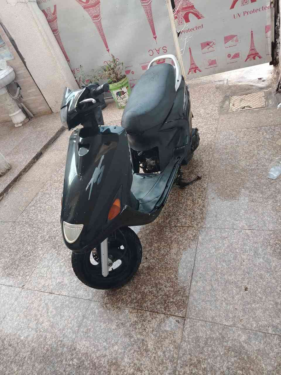 سلام عليكم ماكس فورتي ١٤٠ مكينه  ناعمه شلعه معدل حلوه كفرات ختم واحدة اي نقص مابيهة كهربائيات كامله تشغل سلف هندر  بيع او مراوس مكاني غزاليه رقم واتساب ***********
