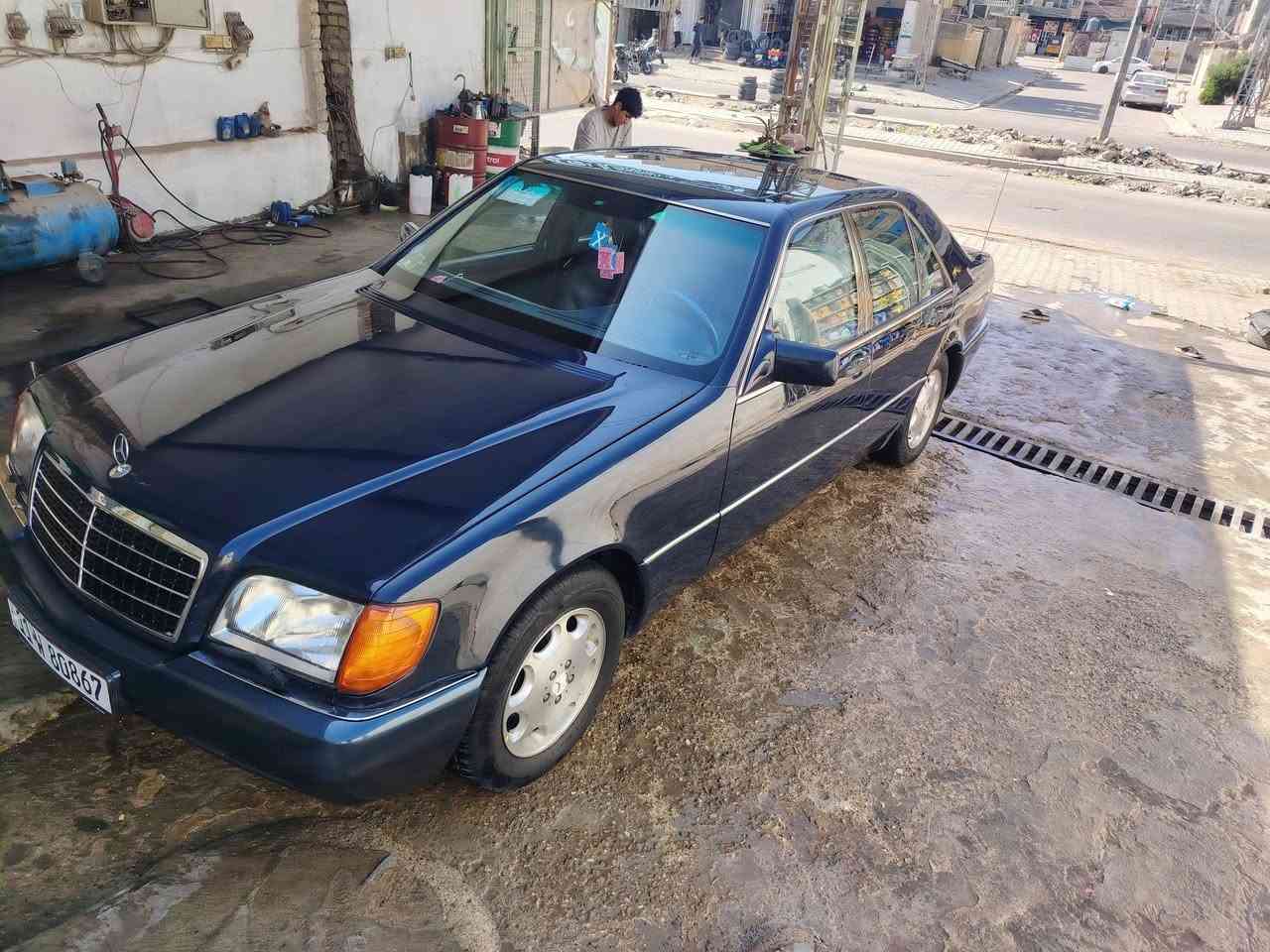 سلام عليكم للبيع مارسدس شبح s320 مديل 1994 بغداد دولي بسمي سنويه نافذه الحد ٣١ مكينه خراطيم كير مكينه مكفولات تبريد ثلج صدر خلفي امامي جديد تخم تاير جديد سياره فووول للخير جلد كشن كهرباء مري شفط اريل كهرباء ستيرن كهرباء تجاوي كهرباء سياره على وضع الشركه ماكو شي مايشتغل بيهه للبيع او مراوس حسب القناعه السعر ٨٨ العنوان بغداد الحسينيه ***********
