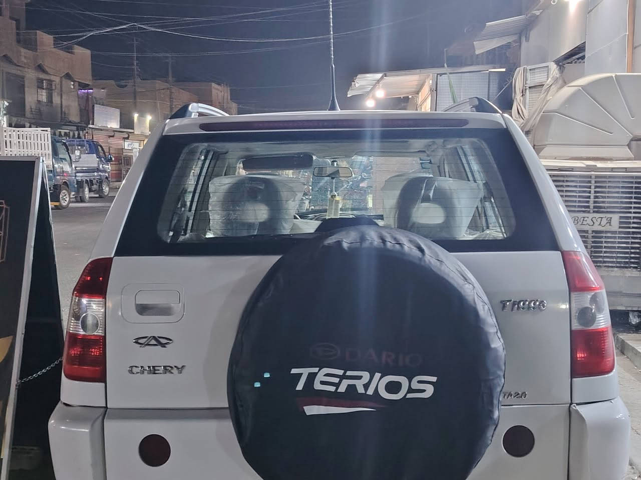 سلام عليكم
شيري تيكو موديل ١١

سنوية جديدة 

 تكم شواصي كفالة 

كامرة خلفيه 

شاشه 

مكينه 2000 المرغوب كير ميكانيكي حاله جيده

صدر نظيف

سيارة رقم بغداد انكليزي بسمي شرط التحويل 

سعر ٥٥ 

رقم تلفون  *********** بغداد

تقاطع درويش البياع
