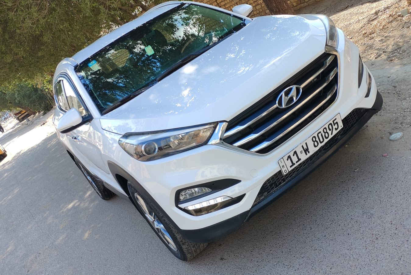 السلام عليكم 
 توسان خليجي 2018
 رقم بغداد الجديد 
هزه سنويه جديدة
يدات نيكل
شاشة كبيرة
كاميرا خلفية
مري شفط مع اشاير
لد نهاري
تحكم ستيرن
كشنات جلد
الارضيه مغلفة جلد
تطعيم الداخل صاجي 
ثلاث وضعيات قيادة (سبورت,عادي,ECO)
تبريد قطعتين
جاملغ وبنيد ودعاميه صبغ
مكان السيارة بغداد المشتل
السعر ١٥٣ وبيها مجال
ماشيه ١٣٨ الف
***********
