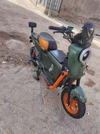 دراجة x900 اخت الجديدة ستعمال اقل شهرين  سرعة 111 5 باتري ملف ١٢٠٠  بر...