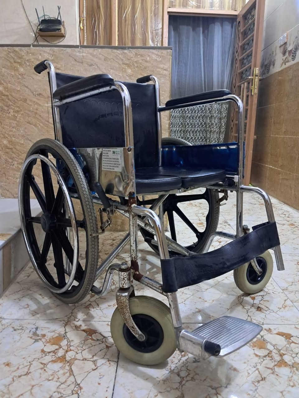 سلام عليكم كرسي مال كبار سن للبيع نقص بي قدم وحده سعر خاص


**إذا كنت صاحب هذا الإعلان وتريد حذفه لأي سبب، رجاءا أرسل رسالة إلى الدعم الفني**