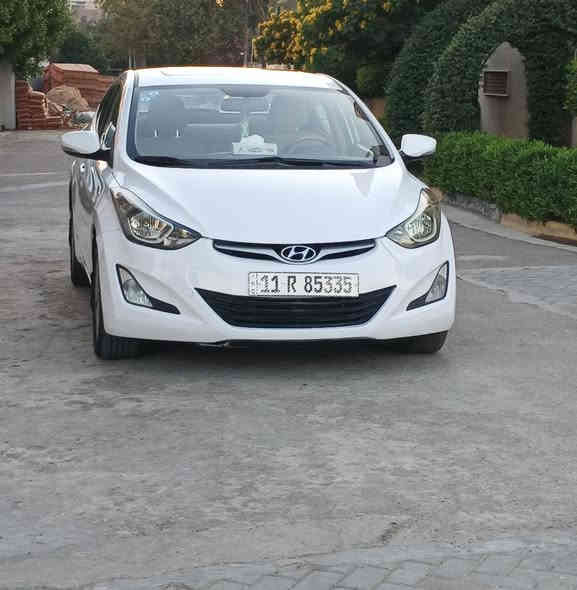 النترا خليجي ٢٠١٥
محرك ١٨٠٠ دوش
ماشيه ٩٠ الف
فتحه سقف
اربعه دسك
داخل بيجي
يدات نيكل
مري قابل لطي
السياره نظيفه وجاهزه 
الرقم بغداد الدولي بسمي
السعر ١٣٧ وبيها مجال
***********
