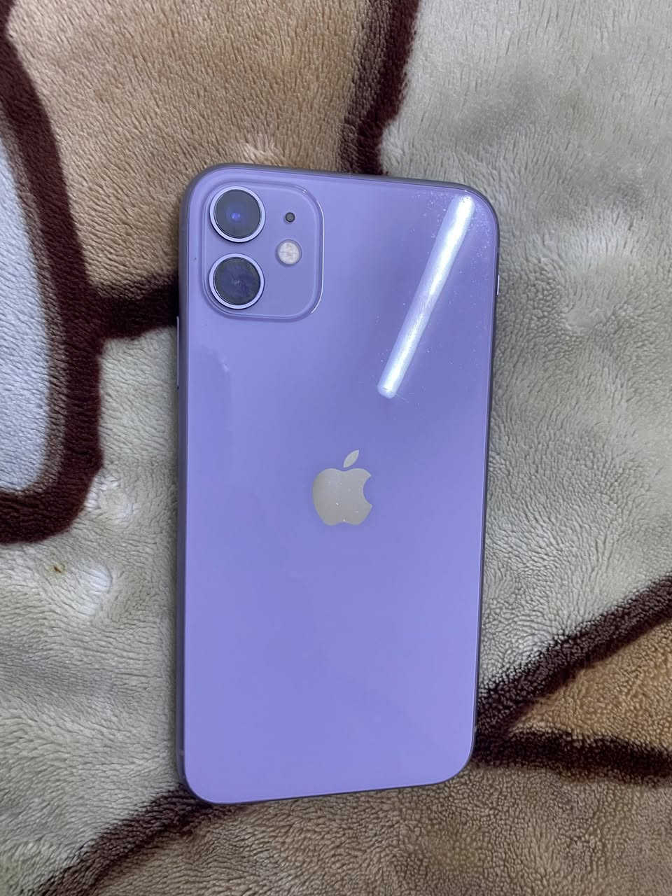 السلام عليكم
ايفون ١١ عادي ذاكره ٦٤  بطاريه ٧٧جهاز كله بلادي وكلش نضيف ومعتني بي ماعده شاشه قبل يومين وكع ونكسرت عندي بدلته نوعيه درجه اولا 
مكاني بغداد الاعظميه سعر ((١٧٥)) وبيه مجال للشراي
***********
