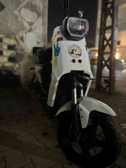 السلام عليكم شباب دراجه شحن للبيع بيع مستعجل بيها اربع شغلات بطاريات شحن يرادلها سويج ضايع بس بصمه شغااه لبصمه خلل. ما بيها وشاشتها يرادلها تبديل وكهربائيات يرادلها ولسعر 350 قفل متوازي عل بيعه 
الرقم للتواصل ***********
