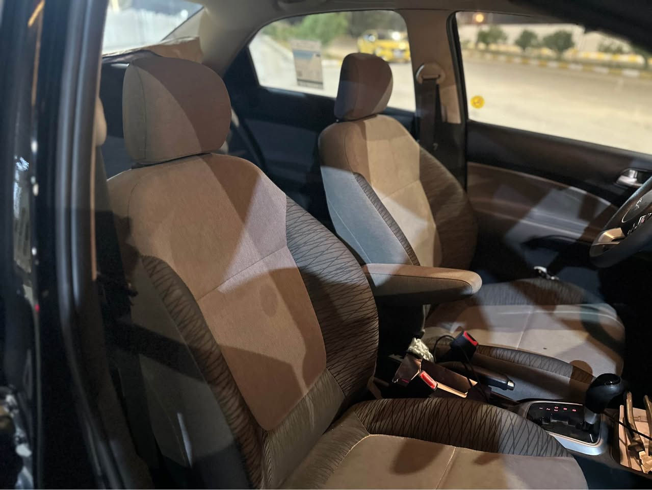 السلام عليكم 
Kia PEGAS
كيا بيكاس موديل 2024 خليجيه بيها قبق صندوك مبدل وبنيد دخول شهداء ماشيه 6000 السعر شده بس مكاني ناصريه مركز للأستفسار *********** ناصرية, ذي قار
