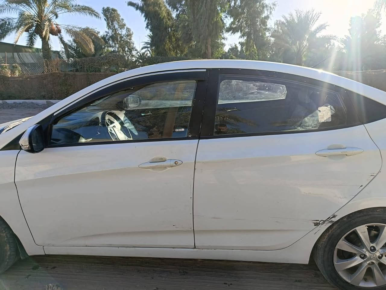 السلام عليكم
اكسنت 2012 خليجي ويل كب 
فول موصفات 1/1
مكينة 600 مكفولة
بيها صبغ 3 قطع جاملغات
رقم بغداد باسمي 
السعر 94 بيها مجال 
للاتصال ***********
