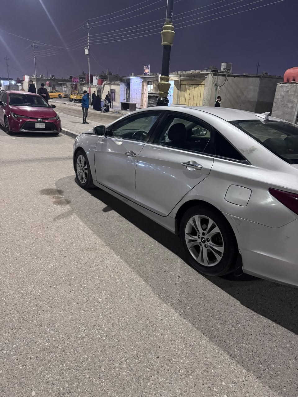 سوناته ١٤ متوم شرط حاسبه اصل بانزين 
 فول مواصفات ١/١ ثلاث بصمات فتحه شاشه كامرا تبريد تدفئه كشن كهرباء  كصه جنطه كفاله كير مكينه
السياره احلا من الصور مابيها نقص برغي 
السعر ٤٩ قفل مكاني بصره 
***********
