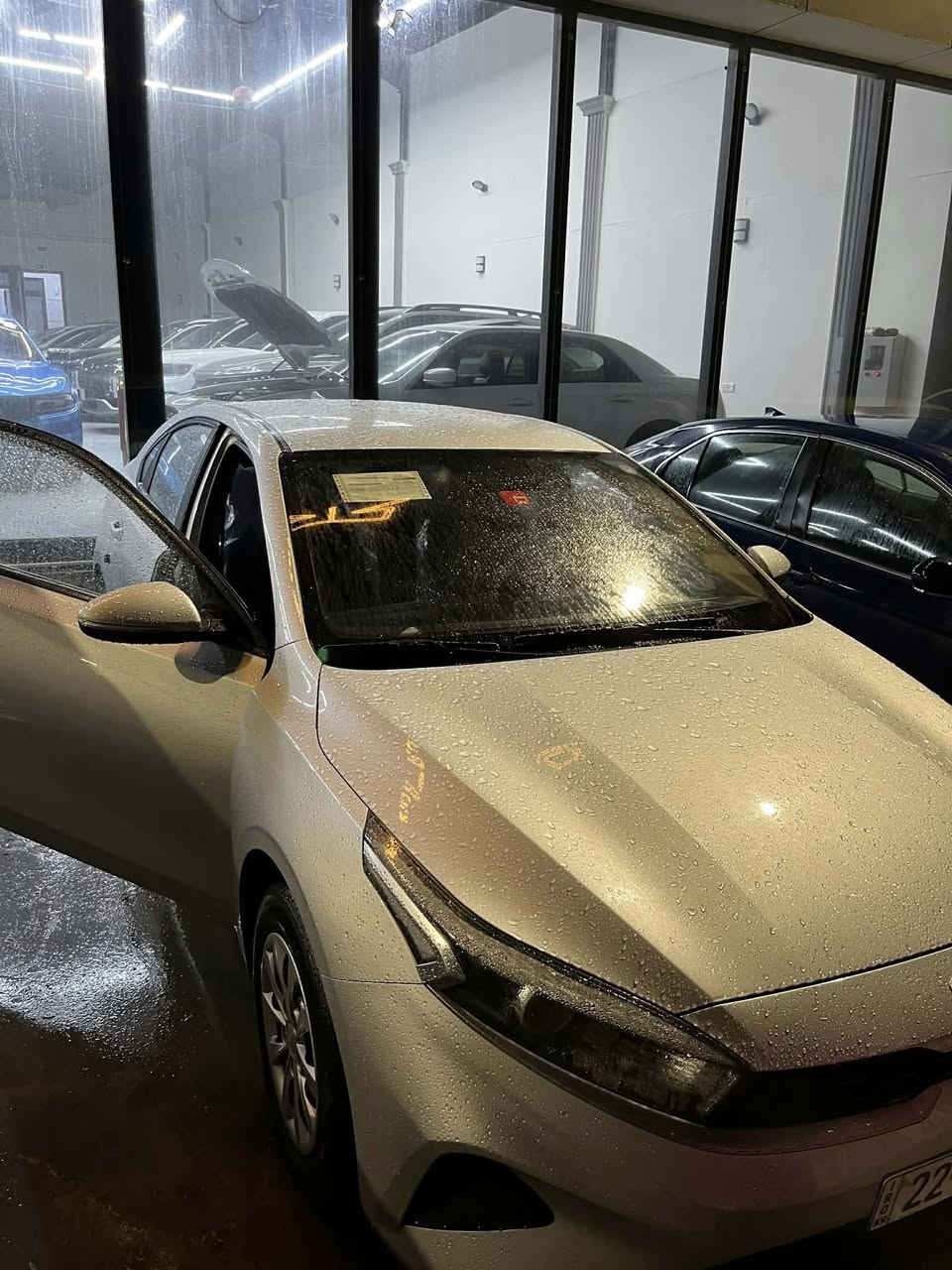 كيا سيراتو 2022 
نص جاملغ صبغ بخ
وشبر بالجاملغ الخلفي بارد
رقم اربيل بأسمي رقم جديد السيارة خليجية
ماشية 70000 كيلو متر
المواصفات

مكينة 1600 دووش
ليدات 
فوول تحكم ستيرن
شاشة كبيرة بلاد
كاميرا
UBS
 قطعتين تبريد
3 وضعيات قيادة

اللاستفسار ***********
