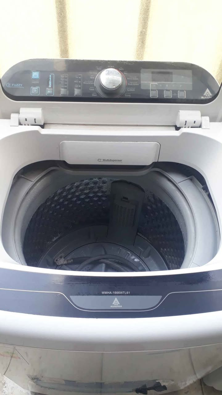 غسالة إلحافظ ١٦كيلو فول اتماتيك جيدة جدا مكفولة من التصليح تغسل بطانية كبيرة ٢٠٠الف بغداد, العراق


**إذا كنت صاحب هذا الإعلان وتريد حذفه لأي سبب، رجاءا أرسل رسالة إلى الدعم الفني**