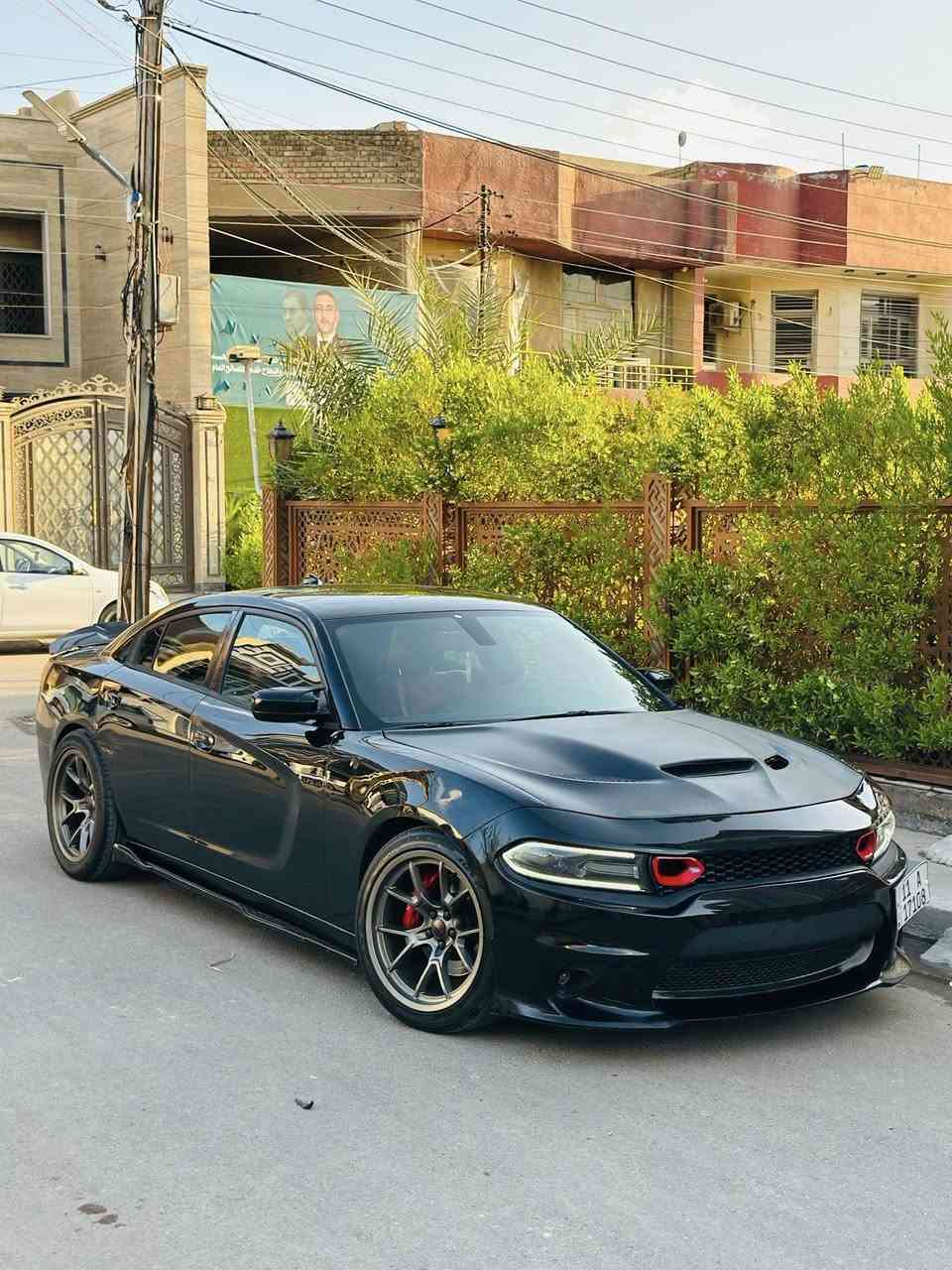 السلام عليكم جارجر السعر 173
2018 rt 5.7
سياره كلش جديده كير مكينه كشر 
كفاله وشرط الفحص قطرت صبغ ماكو ب سياره  ومكانين بارد سياره جديده وعله ايدي ماشيه 85k وعليهه اضافات هواي
مواصفات 
شاشه جبيرا شفتات
كشنات احمر بلاد حضن
شاشة ابل كار بلي
دبات كورسه 
برمجه مصطفى ايگل 
وبعد بيهه هواي مواصفات 
بغداد ***********
