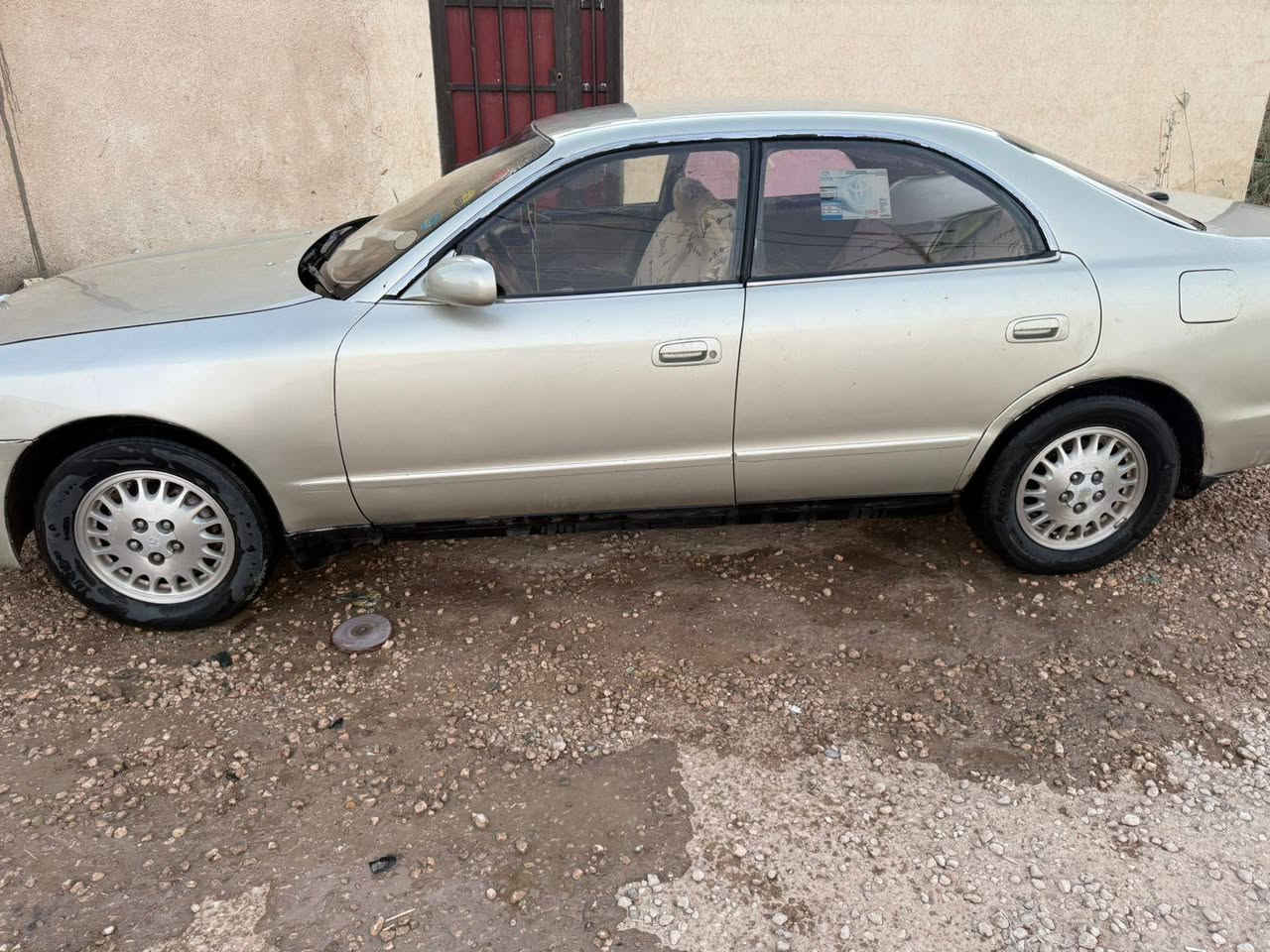 سلام عليكم مرخصة مدير الكروب سياره شيزر  جاهزه واحله من هاذه تصوير حداديه وتخم تايرات مكلف بل مكلف بل نشر مكلف بل نشر وهاذه رقم صاحب السياره
***********
