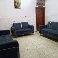 تخم قنفات للبيع 8مقاعد نضيف جدا ب 225وبي مجال مكاني بغداد لبلديات 0770...