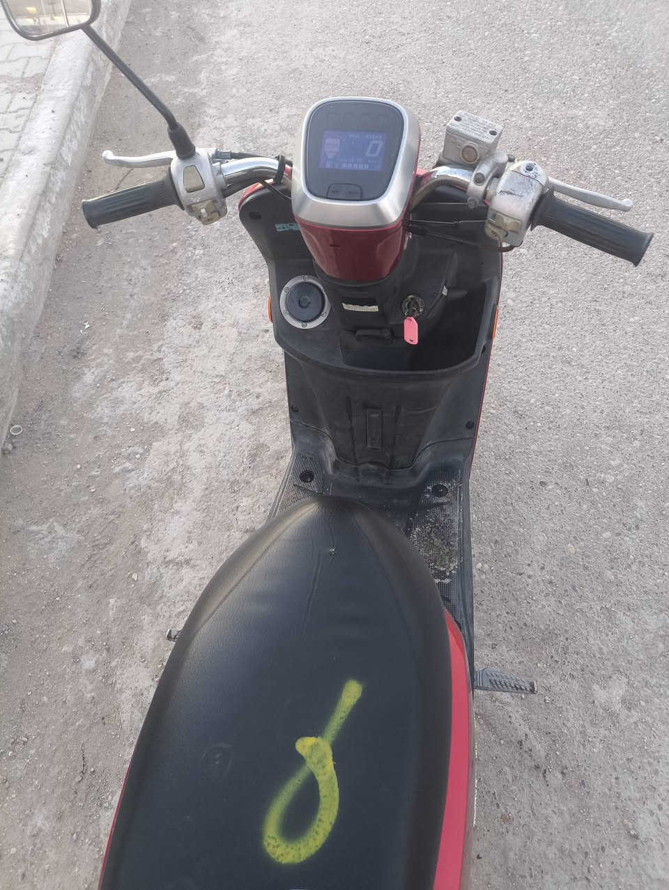 سلام عليكم دراجه لبيع بوليس مصطره نكره سلف من طلعته حاويه المكان سكندريه شراي يدك عله هاذه رقم الهاتف ***********
