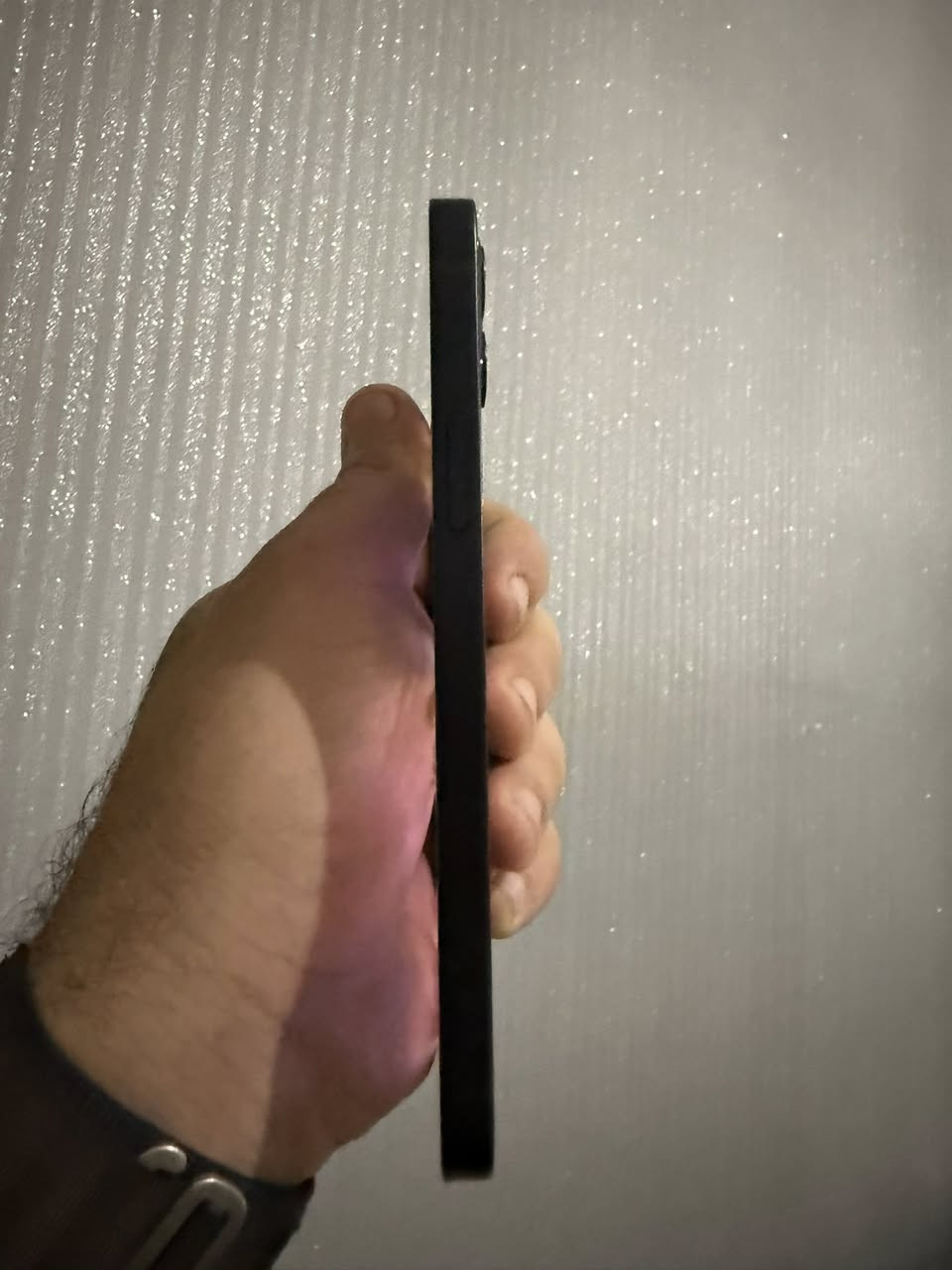 ايفون 12عادي للبيع الذاكره 128 بطاريه 91 الجهاز جديد استخدام سنه شركة ماستر السعر 325الف 
أمانة الله الجهاز لا مفتوح ولا مصلح وانطي بي ضمان اذا كان مصلح 
الموقع بغداد الكريعات شارع العياده الشعبيه 

الرقم ***********
