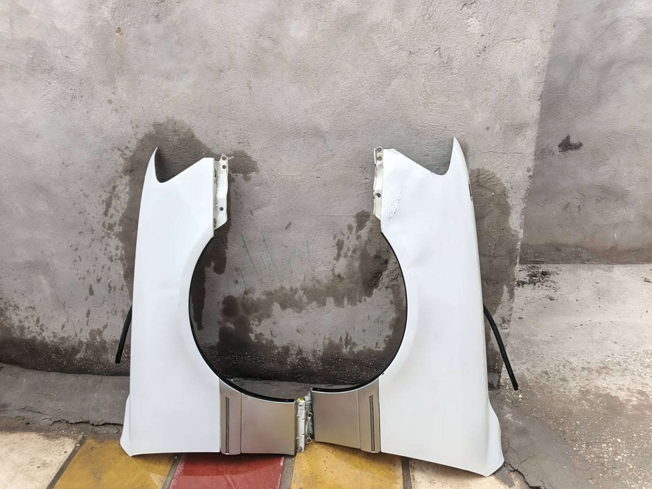 السلام عليكم فره للبيع ***********
