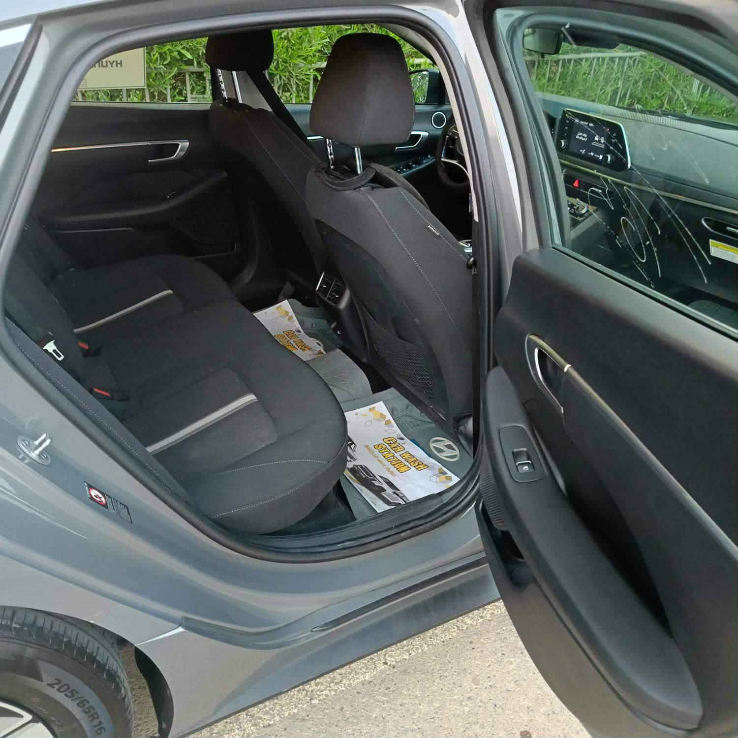 سوناتا 2023 هايبرد ترهم مراوس حسب الرغبة محرك 2000 لون مميز سمنتي رقم بغداد تحويل مباشر  مواصفات فول عده الفتحه وكشنات جلد ماشيه 40 ميل حادث السياره فقط البنيد مضرر ايرباگ سليم لغود سليم شواصي سليمه فقط البنيدد

مواصفات 

تحديد مسار ✨

قيادة ذاتية ✨

رادار امامي ✨

رادار جانبي ✨

هاند بريك دگمه ✨

هايبرد ⚡ 

محرك 2000 ✨

شاشه كار بلي ✨

شفتات ستيرن ✨

گير بيانو ✨

صندوق ذكي ✨ 

تبريد قطعتين ✨ 

 لد امامي خلفي ✨

ثلاث عدسات زينون ✨

رقم بغداد تحويل مباشر ✨

اربع مودات قياده ✨

تحكم ستيرن جهتين ✨

بصمه تشغيل ✨

بصمه ابواب ✨

مديل 2023 ✨

سعر ( 180 ) بيها مجال بسيط


**إذا كنت صاحب هذا الإعلان وتريد حذفه لأي سبب، رجاءا أرسل رسالة إلى الدعم الفني**