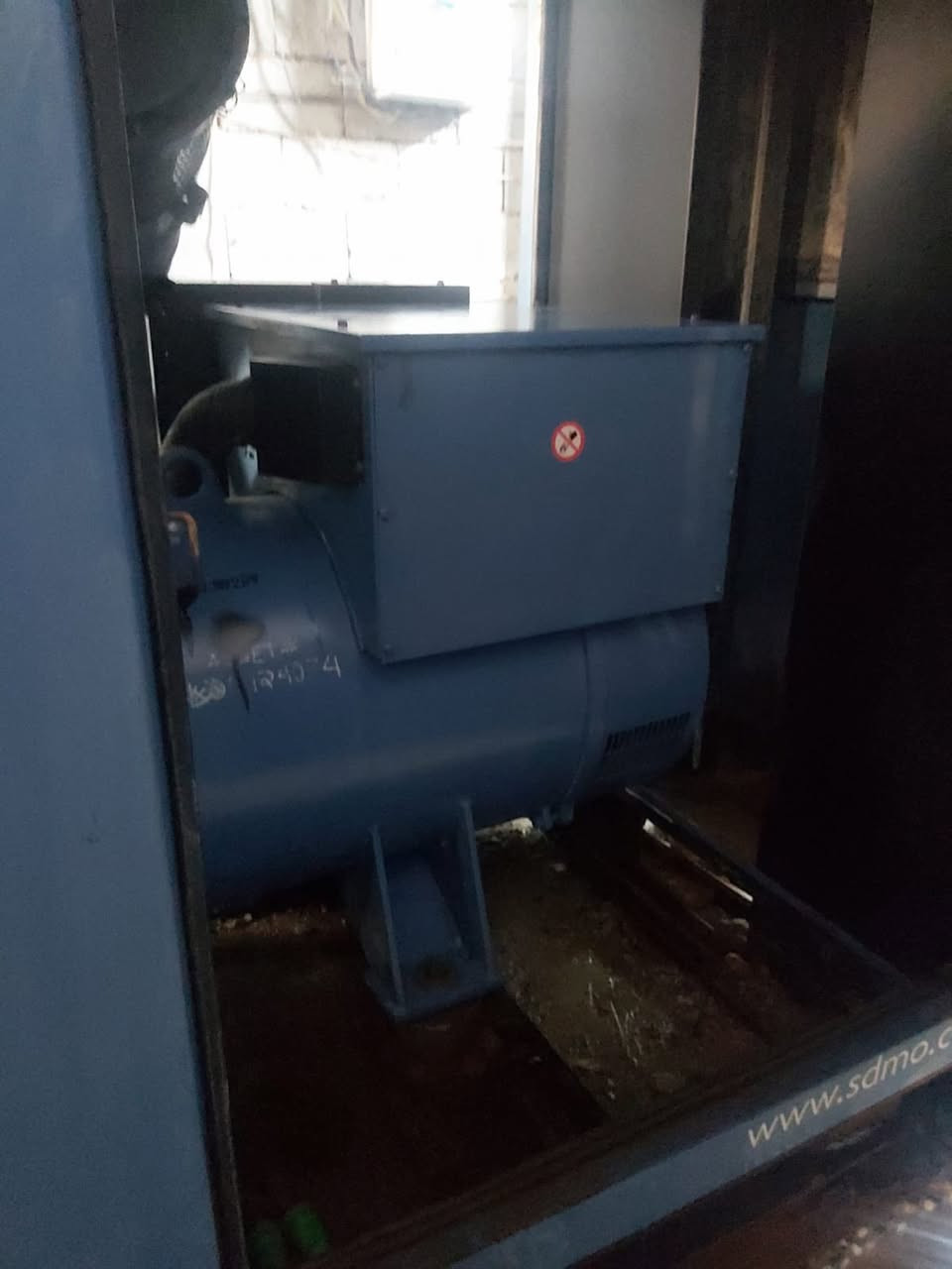 فالفو سدمو كاتم استعمال قليل ابلادي ٥٠٠kv  حجم ١٢
‏***********
