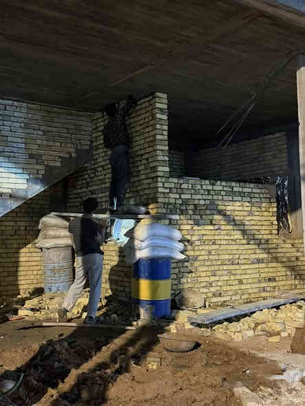 بسم الله الرحمن الرحيم
يالله يارزاق
اسحاق وحسنين الكواز
مقاولات وبناء جميع انواع وأحجام الصمون الحجري 
وافران البيتزا
وتنانير الخبز وتنانير المندي. 
لجميع محافظات عراقنا الحبيبي. مهنتنا ابن عن جد

اولآ. ضمان العمل لا يقل عن 20 سنه. 
ثانيآ. العركجين مالتنه طين وفرشي.  
ثالثآ. طابوك الدبان تركي اصلي يتحمل درجه حراره 1200 إلى 1400 
رابعآ. قله في اصراف الوقود. 
خامسآ. كادر عمل متميز ومتخصص في بناء الأفران.
سادسآ. الباب والسجه والقوس من النوع الثقيل. 
للاستفسار اكثر الاتصال على الارقام. 

يوجد وتساب ***********
يوجد وتساب ***********
