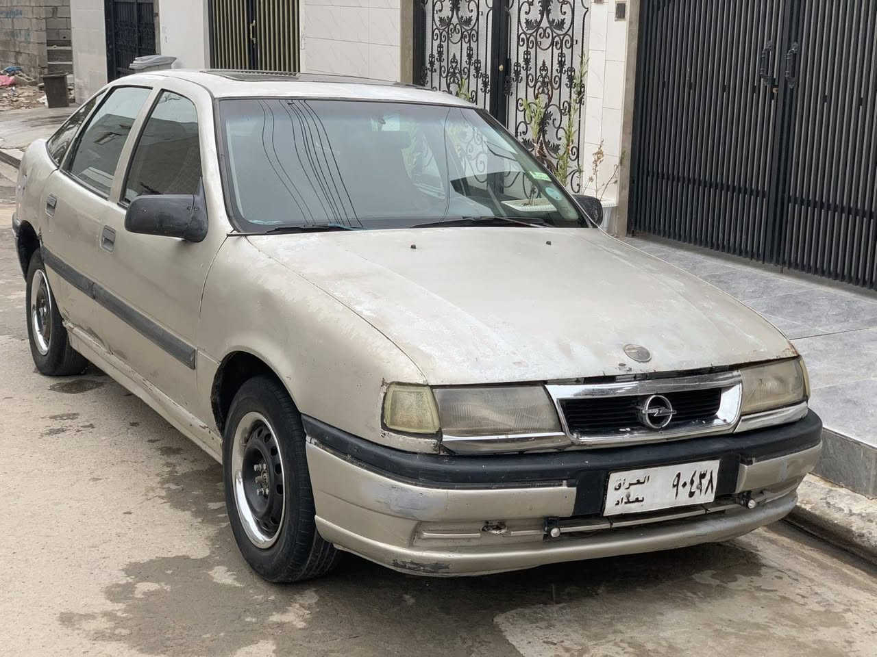 فيكتره مكينه ٢٠ گيرماكينه باشرت سياره كه زؤر خاوينه پيشوپشتي  سه نوي له گال ره قمي مؤبيل *********** أربيل, العراق
