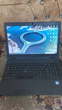 حاسبه للبيع نضيفه كلش وستعمال قليل 07714868238