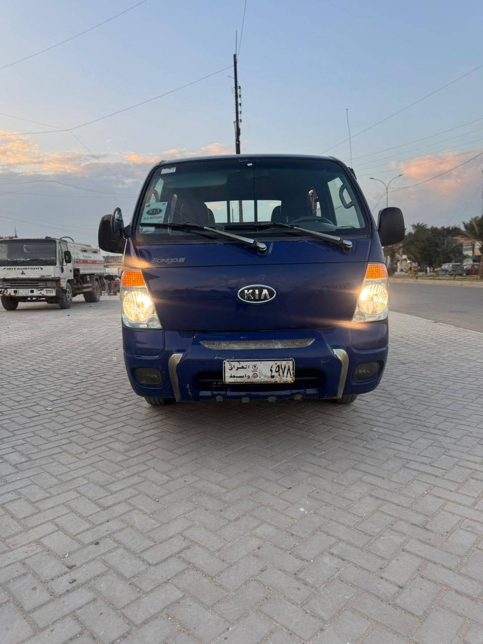 موديل ٢٠٠٧ رقم واسط تحويل مباشرمكينه ٣٠٠٠ مفتوح مكفوله من الضربه والصبغ غير بس بالباب قليل عنوان بغداد لاستفسار ***********
