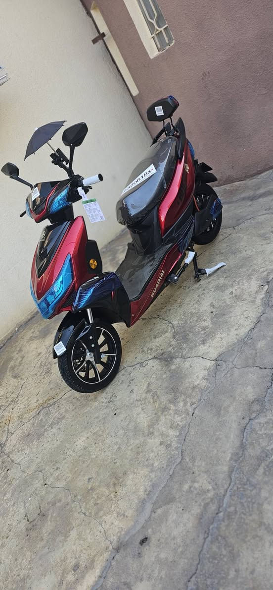 سكنس موديل 2026
5بطاريات مسطره يعني أكبر حجم انطيك شرط
3نمره 
60سرعه حقيقي 
نضام بك 
استاند موبايل 
استاند صفحه كهربائي 
ملف 2000
ليت زينون ناصي عالي 
مطور مستخدم شهرين فقط نظافه فووول
احلا من الصور 
#السعر550 وبي مجال 
العنوان موصل الأيسر 
***********
