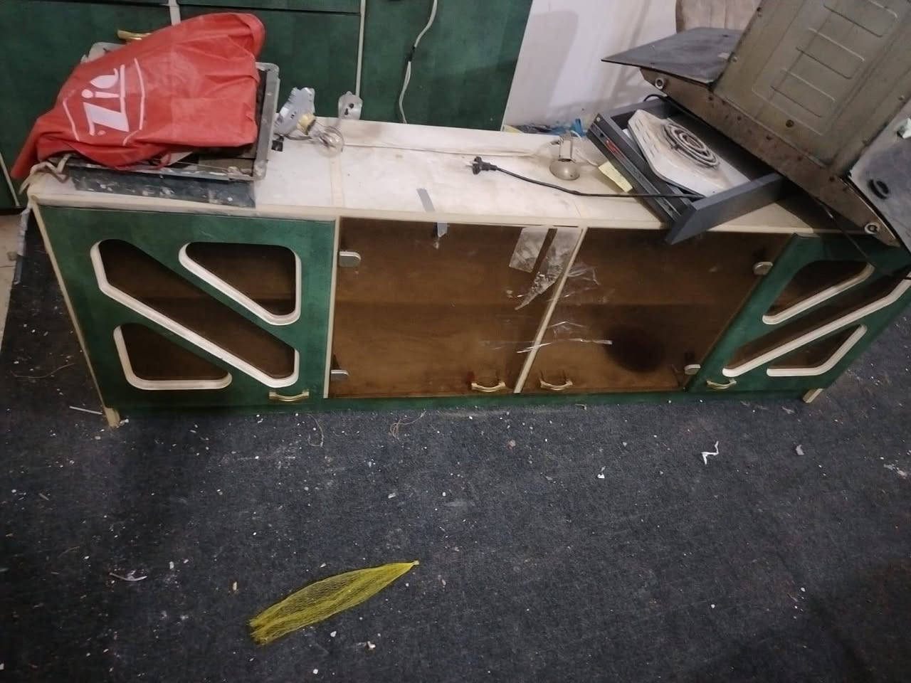 كاونتر خشب ثقيل جدا نظيف وعملي يععني حتى بل ماء ما يتاثر مكاني الحسينيه سعره ٢٥٠


**إذا كنت صاحب هذا الإعلان وتريد حذفه لأي سبب، رجاءا أرسل رسالة إلى الدعم الفني**