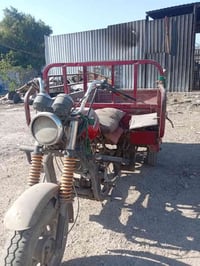 ستوتةلبيع السعر 600 هذا رقمي 07715293378