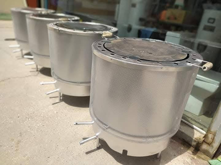 على بركه الله تعلن إنشائية ابو محمد اليساري 
عن وصول تنور ايراني حجم الكبير وحجم الوسط
والاسعار مناسبه أتصل على الرقم الاتي👇👇
                           ***********     
                      ***********
🚛 🚚 يوجد توصيل إلى جميع محافظات العراق . 
العنوان👇👇
بابل محاويل حمزاوي طريق حلة بغداد
 قرب مدرسة عمان الابتدائيه
