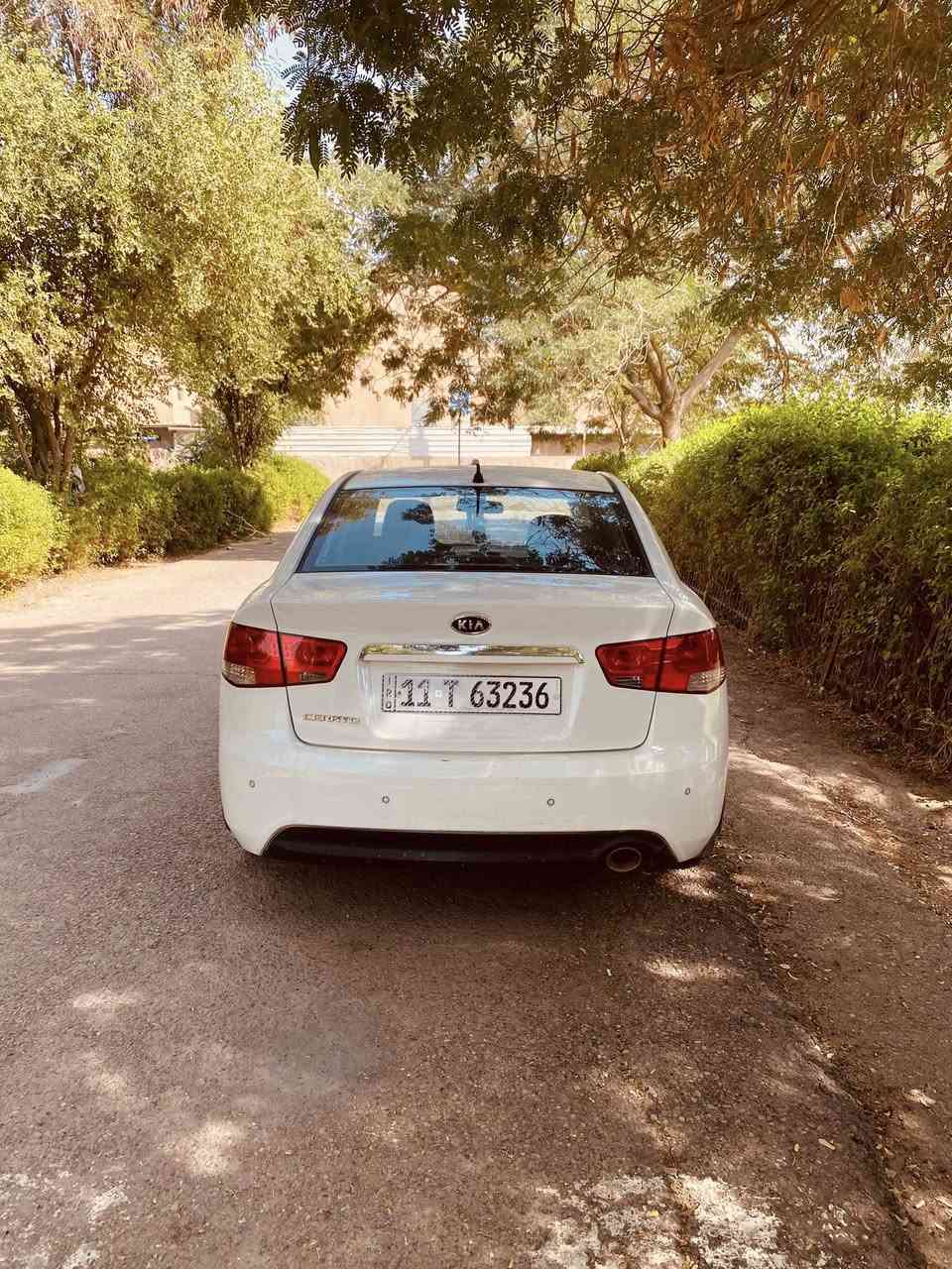 السلام عليكم 
كيا سـيراتو للبيع موديل 2013 سياره نضيفه خير من الله ضررهاا موجود سونار بلمنشور السياره تشغيل بصمه أشاير بلمري حساسات خلفيه شفتات ستيرن الرقم الجديد وبأسمي تحويل مباشر رايدهاا ب110 وبيهاا مجال أكيد  مكاني بغداد *********** متواجد واتساب أيضاً
