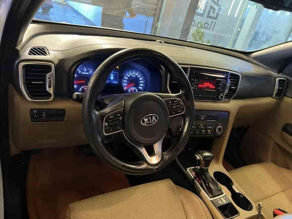 سبورتج 2018 كفاله من الصبغ ماشه 90 الف مجدد تحوي وكاله داخل حمصي مري شفط قطعتين تبريد تخم تاير جديد السعر 185 وتساب ***********
