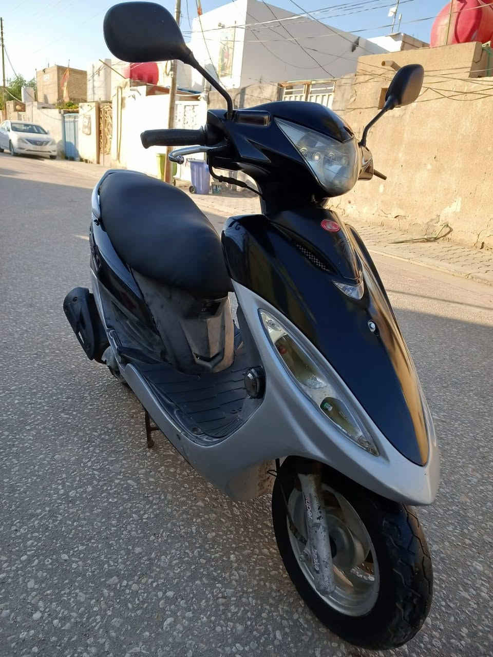 للبيع دراجه كامكو G4مكينه حاويه قبل شهر مشدودة الدراجه علفحص بيع مستعجل 450نهايتها وكل كفراتها ختم واحد ☝***********الشراي يتصل
