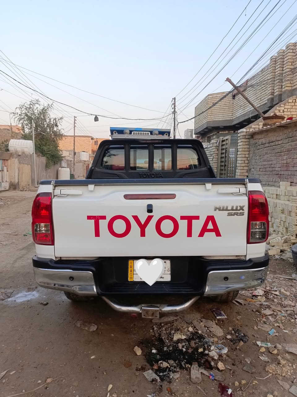 سلام عليكم بيكم للبيع 2017 قطره صبغ مابيه بيه بارد قليل سياره جديده ثاني يوم تحويل رقم بغداد سياره كويتي  رقم الهاتف ***********
