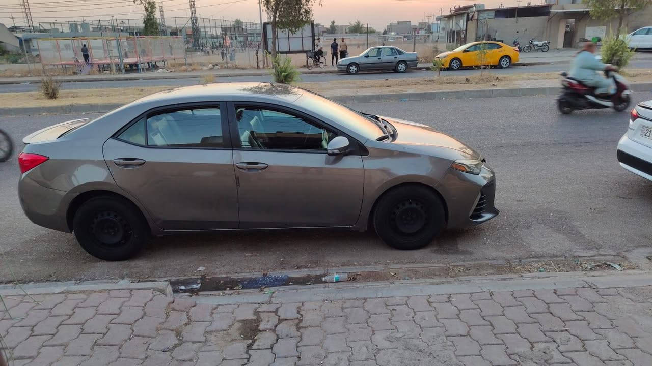 كورلا 2018 se محرك 18 ماشيه ٧٠ ميل كير محرك شرط بلادي السياره جاهزه ضرر فقط بونيد والسونار بالمنشور
مكان كركوك وطوز السعر ١٣٠
 ***********
