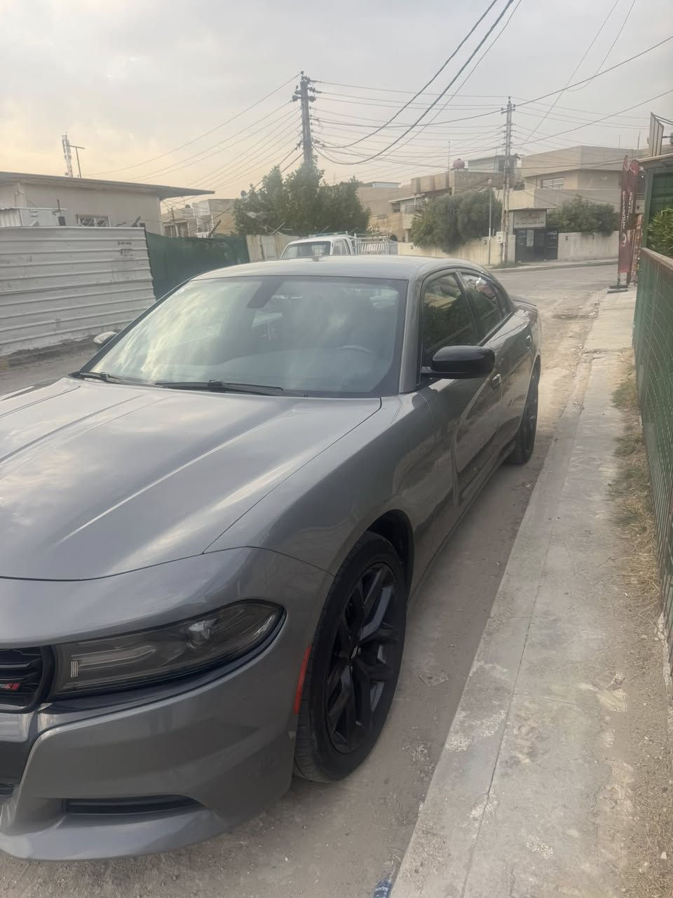 السلام عليكم جارجر مديل ٢٠١٩ للبيع فئه sxt مواصفات لون مميز تشغيل عن بعد تدفئه كشنات تدفئه دركه كرسي السايق كهرباء وباقي المواصفات السياره حادثها جاملغ خلفي فقط بدون ايرباك السعر ٢٢٢ مكاني السيديه للاستفسار ***********
