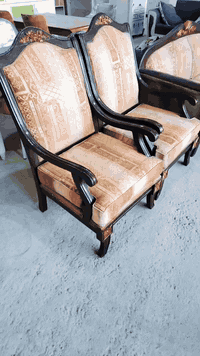 للتواصل واتساب ***********
