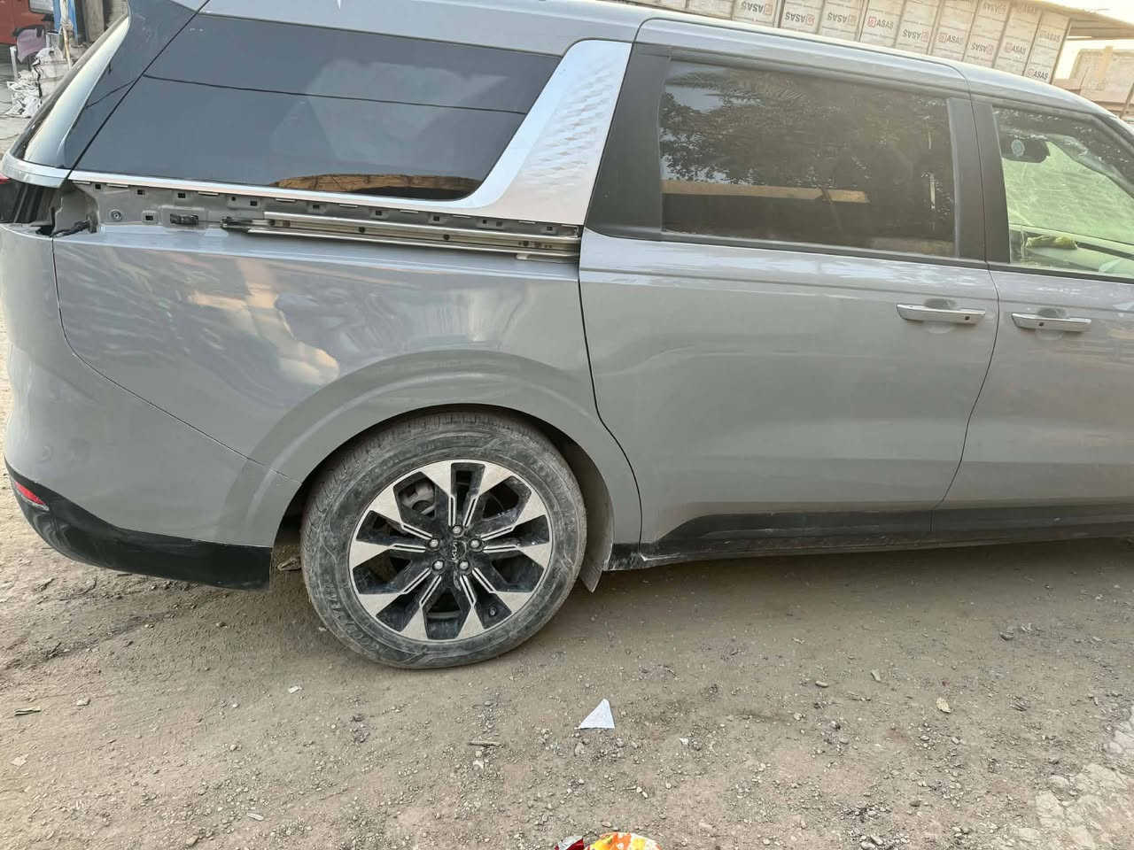 سلام عليكم اخواني الون الاسمنتي شرط قطع كما موضح في الصورة العنوان كربلاء الحي الصناعي شارع كراج العابد النجفي الخلط الالوان السيارات ***********
