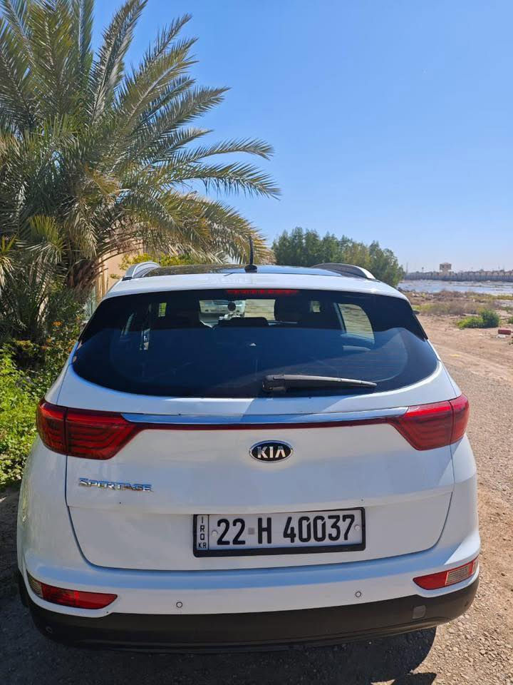 كيا سبورتج خليجي 2018 مكينه 2000 دوش بدون صبغ

سيارة نضيفة ماشية 150 الف وقابلة للزيادة 

فول مواصفات عدا الرادار بيهه بصمه وكشنات جلد  كهربائيه 

مكان السياره بغداد والسياره بأسمي تحويل مباشر 

للبيع او مراوس ويه راف 4 هايبرد 

سعرهه 130$

للتواصل
***********ابو احمد العنبكي

