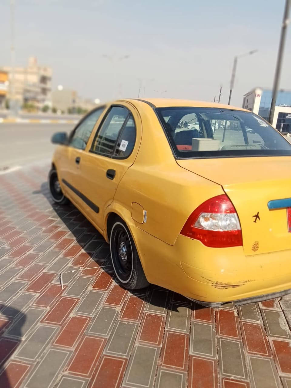 سلام عليكم طيبة للبيع موديل 15 كفالة من الصبغ والتبديل السيارة نضيفة كلش أكثر من ما تتصور نصبتها تخبل  رقم بغداد مكان سيارة كربلاء قرب مجمع الدرة  السعر 35 للتصال,***********
